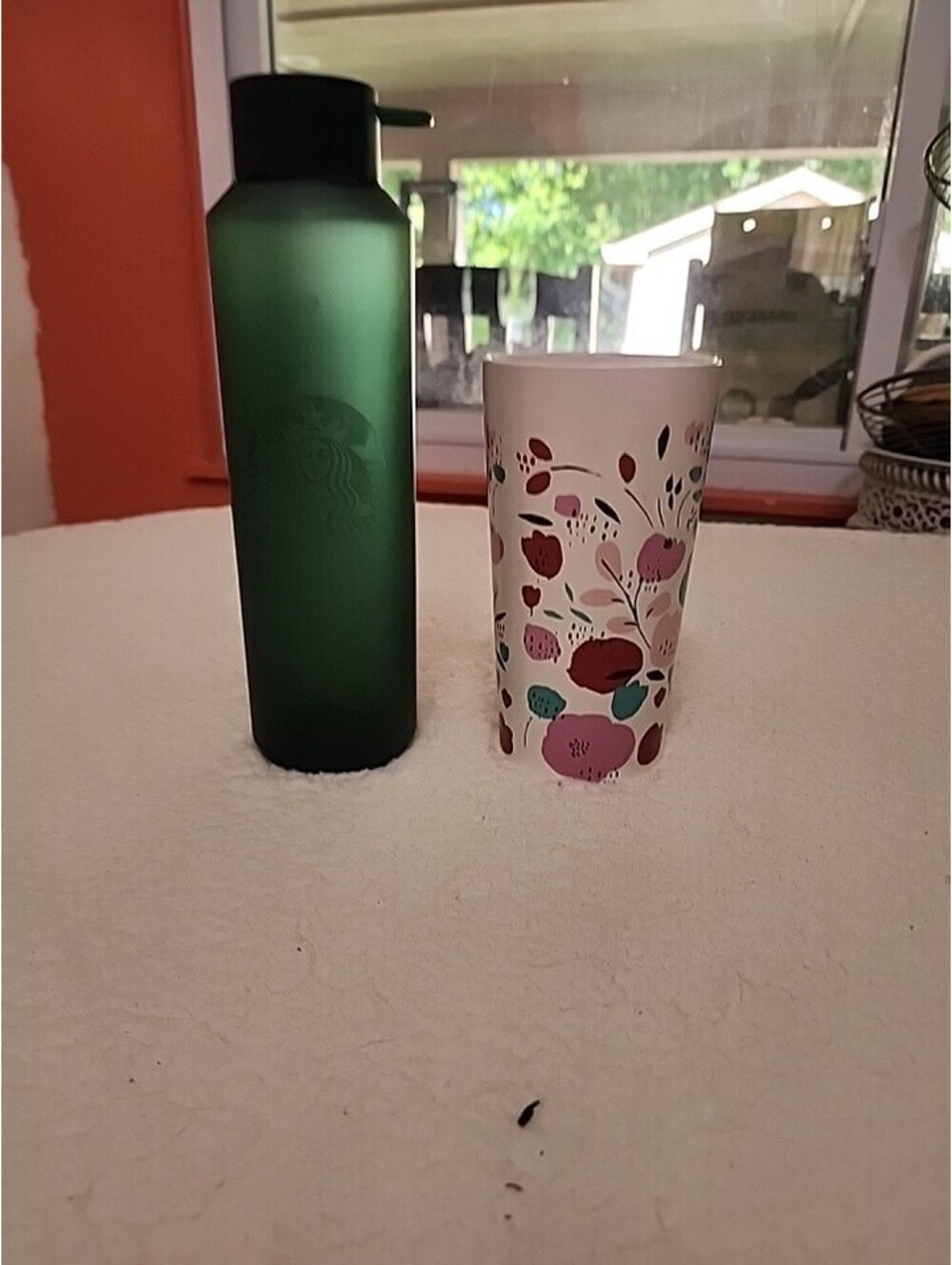 2 Lot 1 Everyday Living 2 Glass Bottle Flower Starbucks Botella Verde